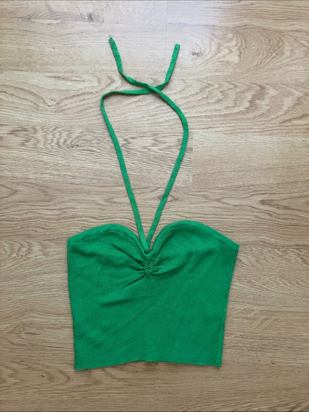DANCE & MARVEL Kelly Green Halter Crop Top. Sz S